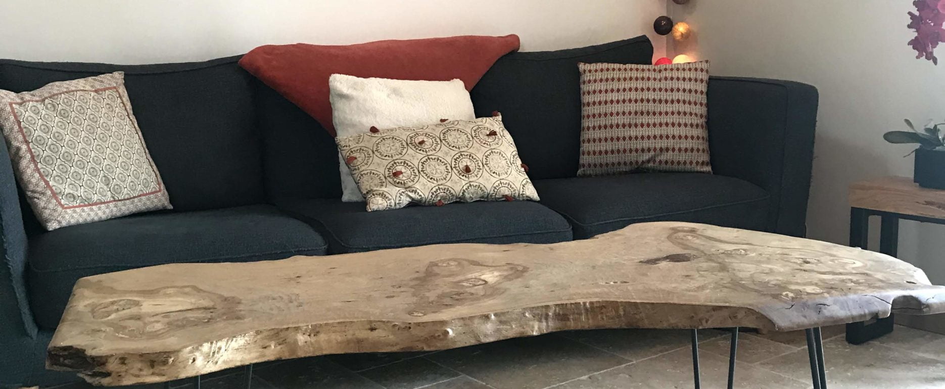 table basse pied épingle acier plateau orme massif Dordogne wood in style